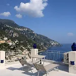 In Blue - La Terrazza Di * Positano