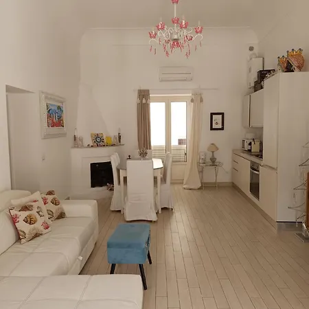 빌라 In Blue - La Terrazza Di