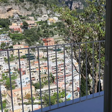 빌라 In Blue - La Terrazza Di *