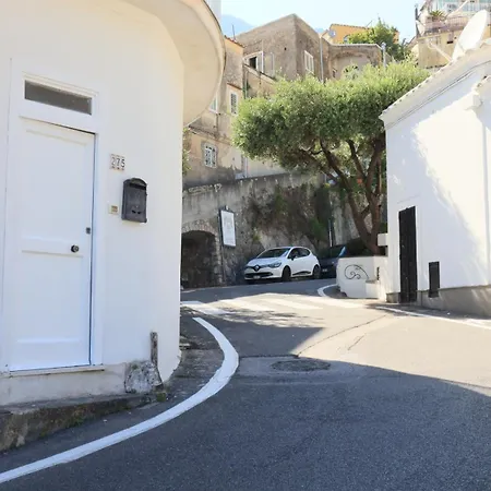 In Blue - La Terrazza Di Вілла Позітано