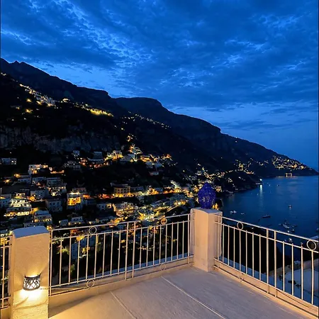In Blue - La Terrazza Di Villa *