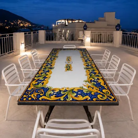 Βίλα In Blue - La Terrazza Di *