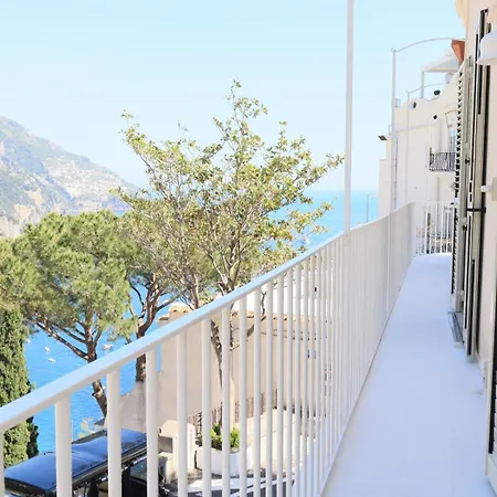 In Blue - La Terrazza Di Villa Positano