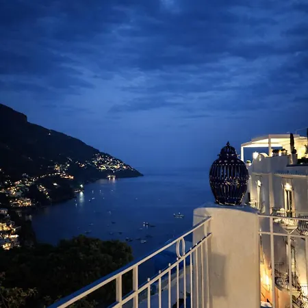 Vila In Blue - La Terrazza Di *